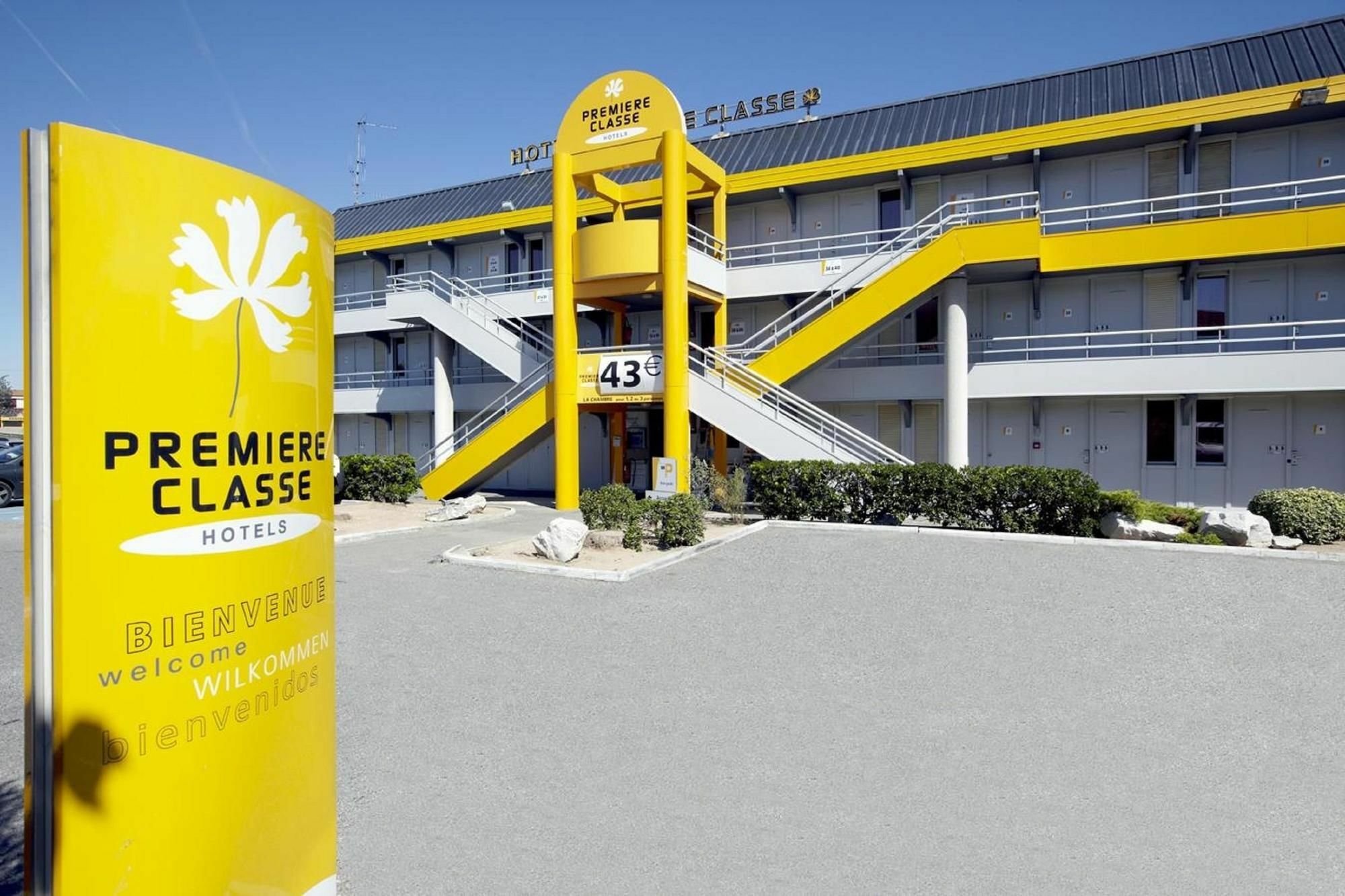 Premiere Classe Aeroport Marseille Vitrolles  Exterior foto